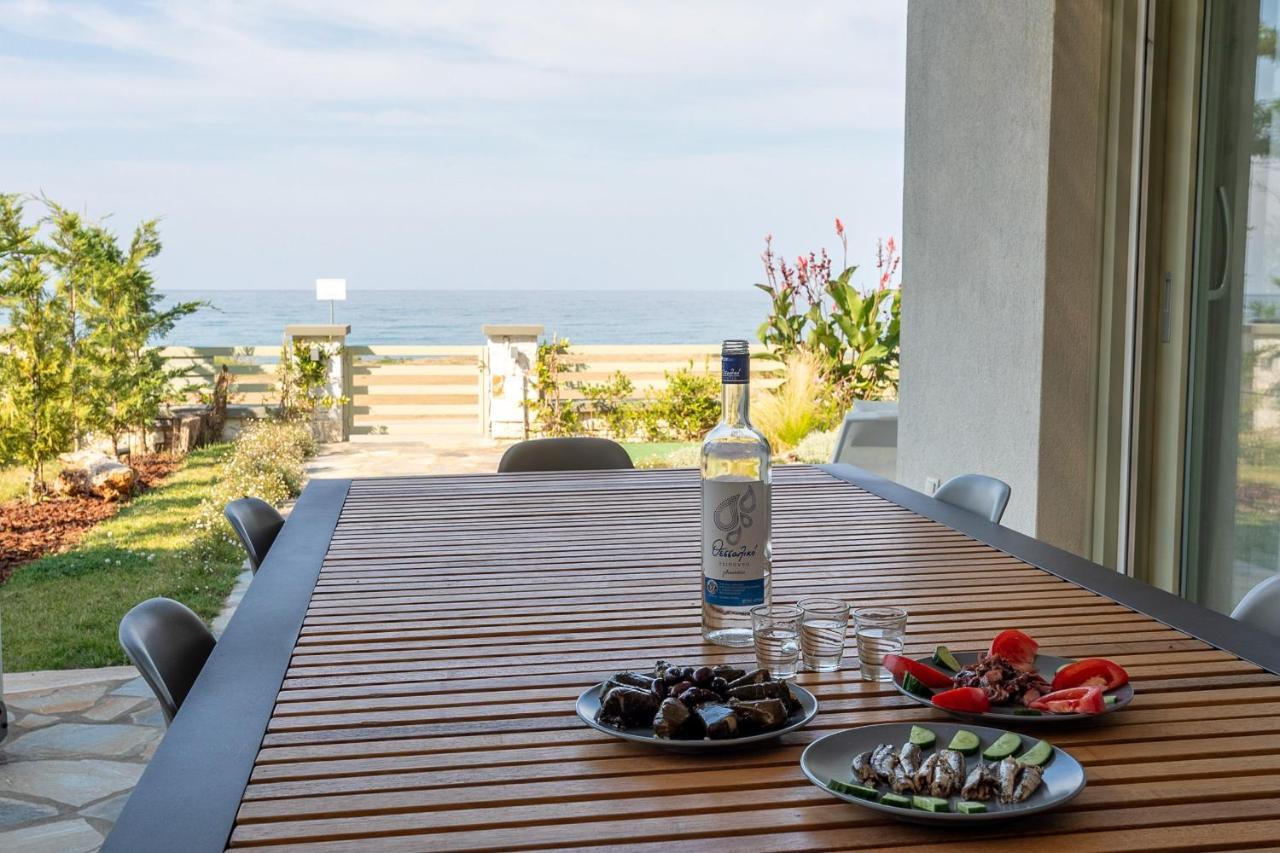Sea And Sun Luxury Pools' Villas ホレフト エクステリア 写真