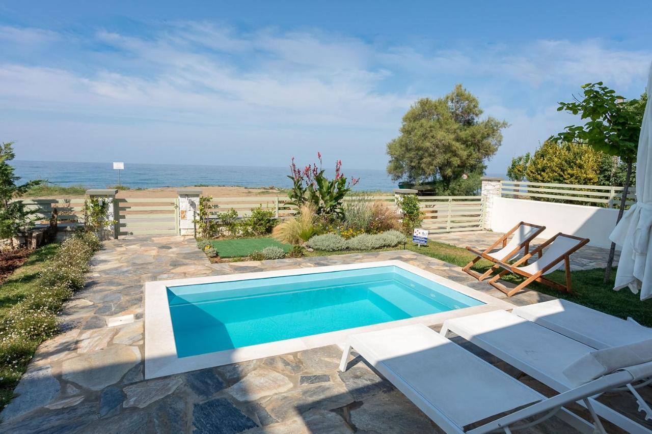 Sea And Sun Luxury Pools' Villas ホレフト エクステリア 写真