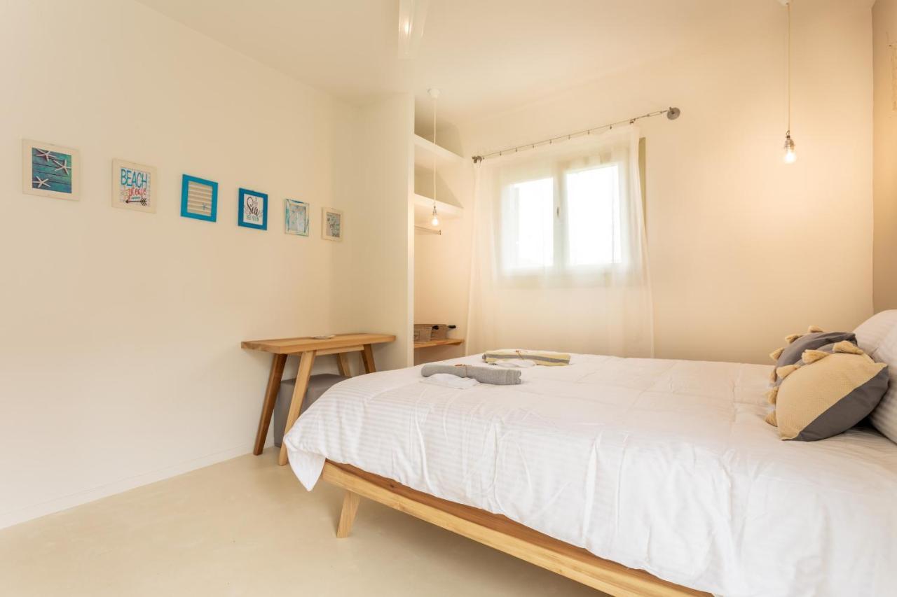 Sea And Sun Luxury Pools' Villas ホレフト エクステリア 写真